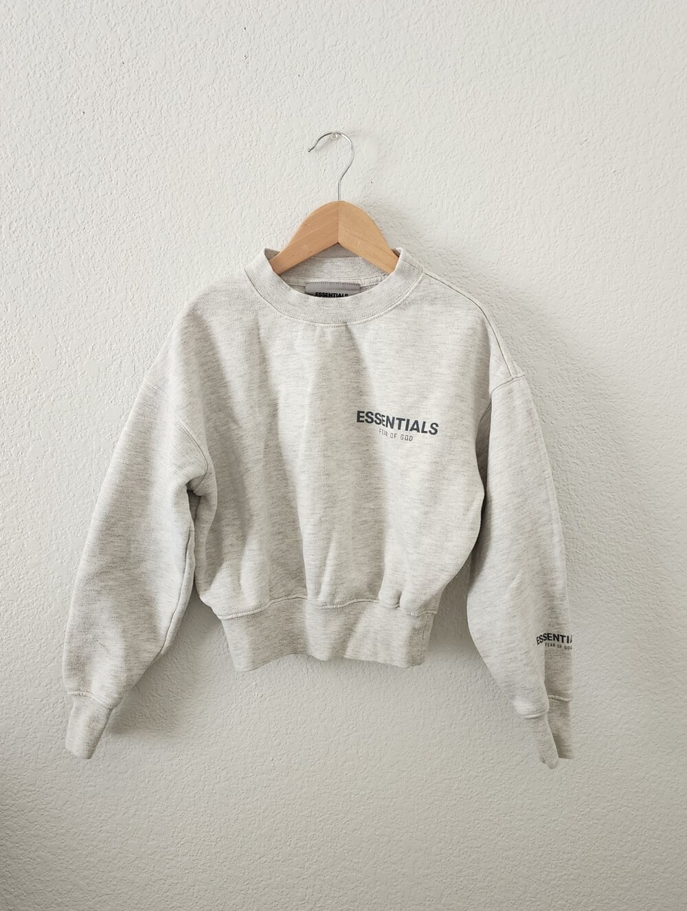 Essentials Fear of God Kids Pullover Crewneck Oatmeal XS 4/5 Sweatshirt